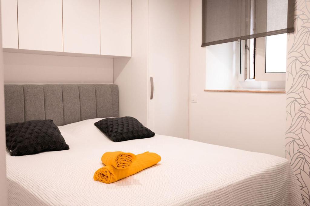 Epi - Edina Prava Izbira Apartamento Izola Exterior foto
